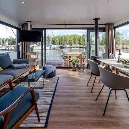 船上ホテル Hausboot Lp7